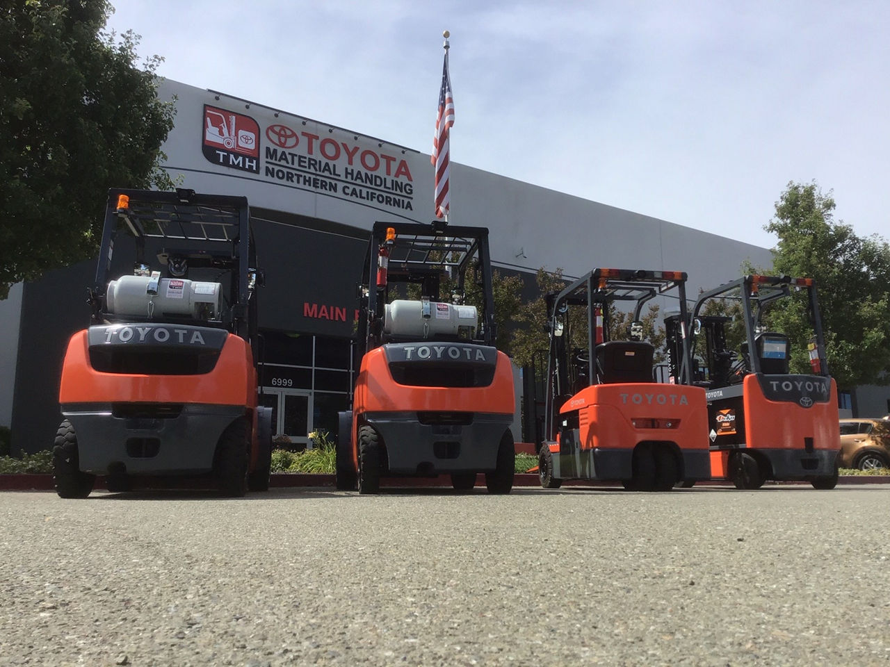 Total Industries | Authorized Toyota Forklift Dealer